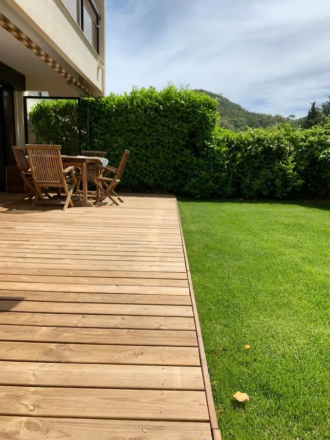 Appartement Magnifique T2 avec terrasse et Jardin privé à Mandelieu 0*,  France