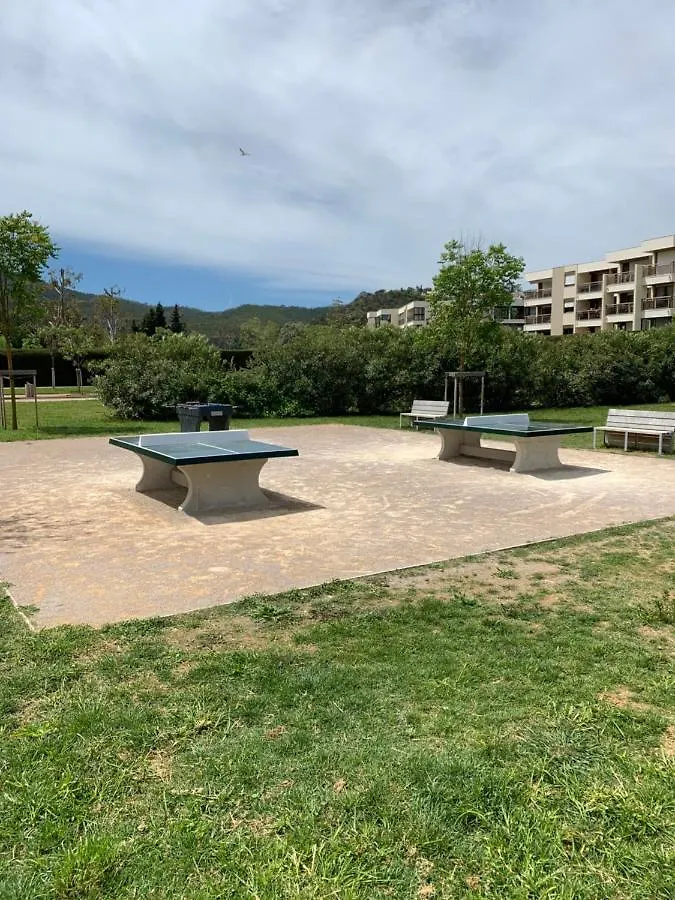 Appartement Magnifique T2 avec terrasse et Jardin privé à Mandelieu